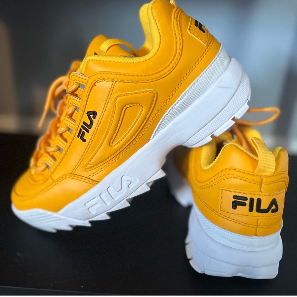 Canary Yellow Filas 🐥